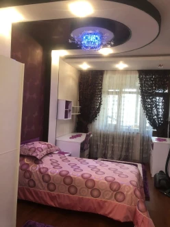 Satılır yeni tikili 5 otaqlı 180 m², 20 yanvar m.-6