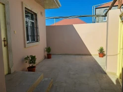 Satılır ev/villa 3 otaqlı 70 m², Binə q.-14