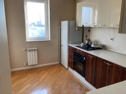 Satılır köhnə tikili 3 otaqlı 70 m², Koroğlu m.-15