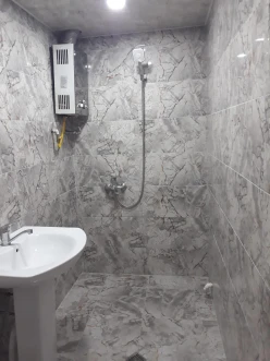 Satılır köhnə tikili 2 otaqlı 60 m², Həzi Aslanov m.-11