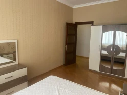 İcarə yeni tikili 3 otaqlı 90 m²,  İnşaatçılar m.-6