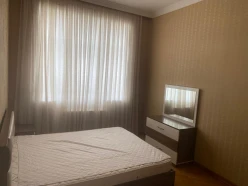 İcarə yeni tikili 3 otaqlı 90 m²,  İnşaatçılar m.-8