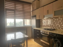 İcarə yeni tikili 3 otaqlı 90 m²,  İnşaatçılar m.-4