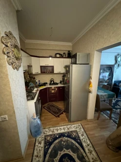 Satılır yeni tikili 2 otaqlı 45 m², İnşaatçılar m.-15