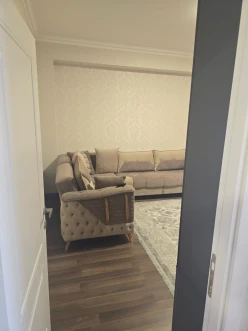 İcarə yeni tikili 2 otaqlı 127 m²,  İnşaatçılar m.-2