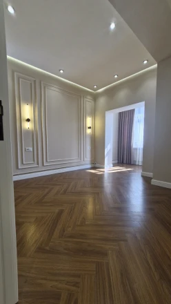Satılır yeni tikili 2 otaqlı 71.5 m²,  Gənclik m.-3