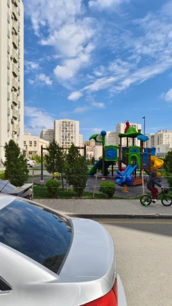 Satılır yeni tikili 2 otaqlı 60 m²,  İnşaatçılar m.-3