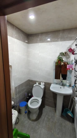 Satılır yeni tikili 2 otaqlı 60 m²,  İnşaatçılar m.-11
