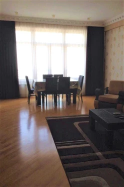 İcarə yeni tikili 2 otaqlı 108 m²,  Nəsimi-3