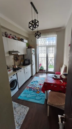 Satılır yeni tikili 2 otaqlı 60 m²,  İnşaatçılar m.-5
