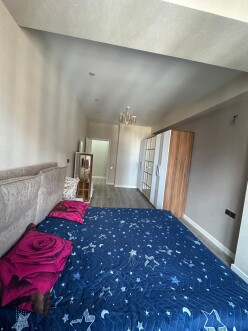İcarə yeni tikili 3 otaqlı 79 m²,  İnşaatçılar m.-3