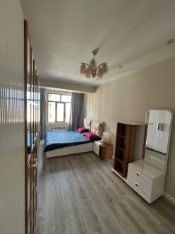 İcarə yeni tikili 3 otaqlı 79 m²,  İnşaatçılar m.