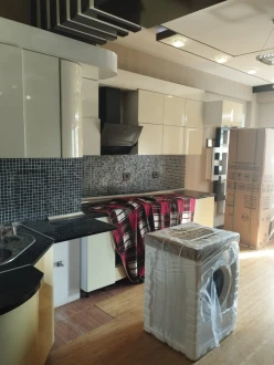 İcarə yeni tikili 2 otaqlı 60 m², İnşaatçılar m.-5