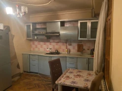 İcarə köhnə tikili 2 otaqlı 65 m²,  Elmlər Akademiyası m.-8