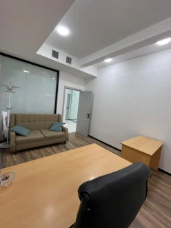İcarə ofis 1 otaqlı 17 m²,  28 May m.-2