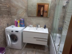 Satılır köhnə tikili 2 otaqlı 64 m², Yasamal r.-6