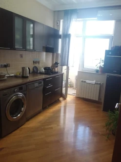 Satılır yeni tikili 2 otaqlı 75 m², Yasamal r.-5