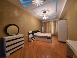 İcarə yeni tikili 3 otaqlı 150 m², Səbail r.-5