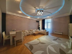 İcarə yeni tikili 3 otaqlı 150 m², Səbail r.-3