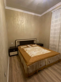 İcarə yeni tikili 2 otaqlı 60 m², İnşaatçılar m.-7