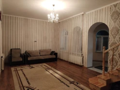 İcarə ev/villa 4 otaqlı 140 m², Qusar-6