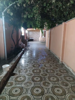 İcarə ev/villa 4 otaqlı 140 m², Qusar-3