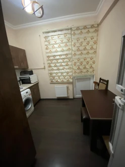 İcarə yeni tikili 3 otaqlı 85 m²,  İnşaatçılar m.-10