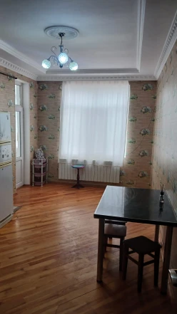 İcarə yeni tikili 3 otaqlı 100 m²,  İnşaatçılar m.-8