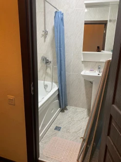 İcarə yeni tikili 3 otaqlı 85 m²,  İnşaatçılar m.-8
