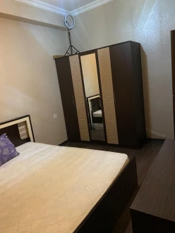 İcarə yeni tikili 3 otaqlı 85 m²,  İnşaatçılar m.-14