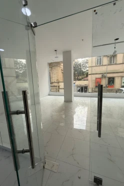 İcarə obyekt 40 m², 28 May m. İcarə obyekt 40 m², 28 May m.