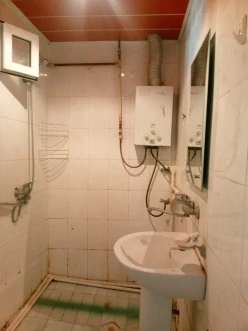 İcarə köhnə tikili 3 otaqlı 85 m², Nəriman Nərimanov m.-14