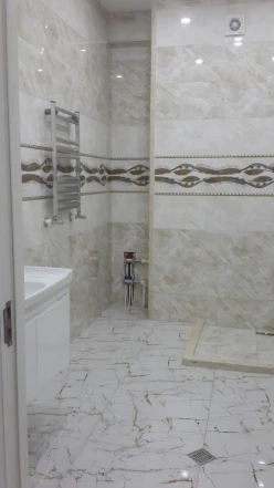 Satılır yeni tikili 2 otaqlı 90 m², Qara Qarayev m.-11
