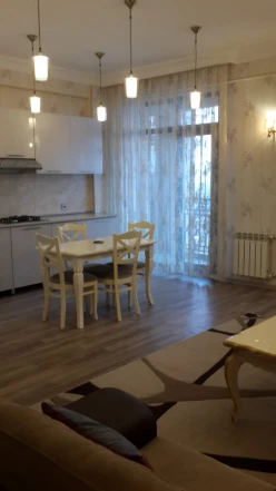 Satılır yeni tikili 2 otaqlı 90 m², Qara Qarayev m.-2