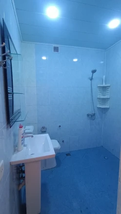 İcarə yeni tikili 2 otaqlı 70 m²,  İnşaatçılar m.-8