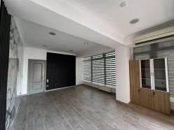 İcarə ofis 1 otaqlı 45 m²,  Gənclik m.-4