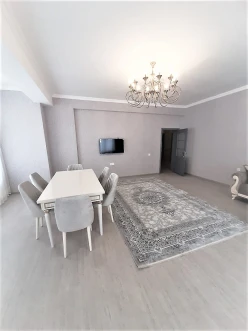 İcarə yeni tikili 2 otaqlı 110 m², Nəsimi-7 İcarə yeni tikili 2 otaqlı 110 m², Nəsimi-7