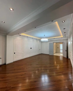 Satılır yeni tikili 3 otaqlı 125 m², İnşaatçılar m.-3 Satılır yeni tikili 3 otaqlı 125 m², İnşaatçılar m.-3
