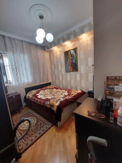 İcarə köhnə tikili 2 otaqlı 70 m², 28 May m.-4 İcarə köhnə tikili 2 otaqlı 70 m², 28 May m.-4