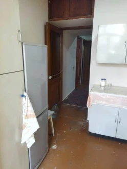 Satılır yeni tikili 3 otaqlı 80 m², İnşaatçılar m.-16