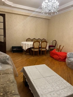 Satılır yeni tikili 4 otaqlı 114 m², Azadlıq prospekti m.-12 Satılır yeni tikili 4 otaqlı 114 m², Azadlıq prospekti m.-12