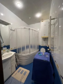 Satılır yeni tikili 4 otaqlı 114 m², Azadlıq prospekti m.-18 Satılır yeni tikili 4 otaqlı 114 m², Azadlıq prospekti m.-18