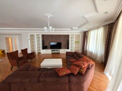 İcarə yeni tikili 5 otaqlı 265 m²,  Nəsimi-5
