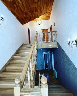 Satılır ev/villa 6 otaqlı 500 m², Qax-18