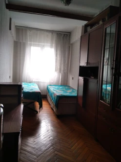 Satılır köhnə tikili 3 otaqlı 83 m², 28 May m.-18