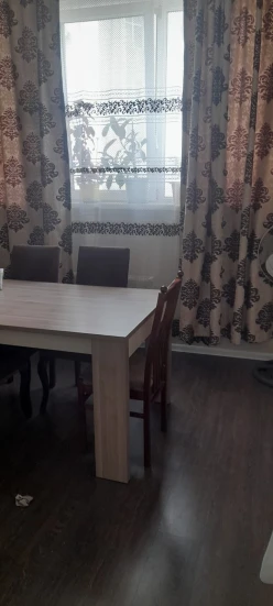 Satılır yeni tikili 2 otaqlı 60 m², İnşaatçılar m.-5