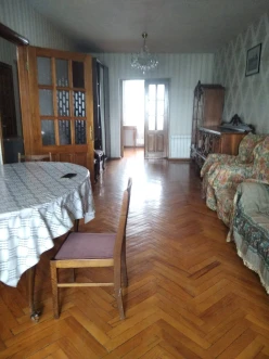 Satılır köhnə tikili 3 otaqlı 83 m², 28 May m.-21