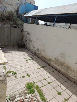 Satılır köhnə tikili 3 otaqlı 60 m², Binə q.-7