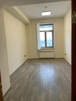 İcarə ofis 12 otaqlı 600 m², Xətai r.-16