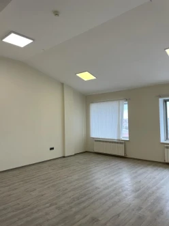 İcarə ofis 12 otaqlı 600 m², Xətai r.-17